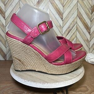 UGG Australia‎ Jackilyn Pink Leather Sling Back Wedge Sandals Vacation Summer